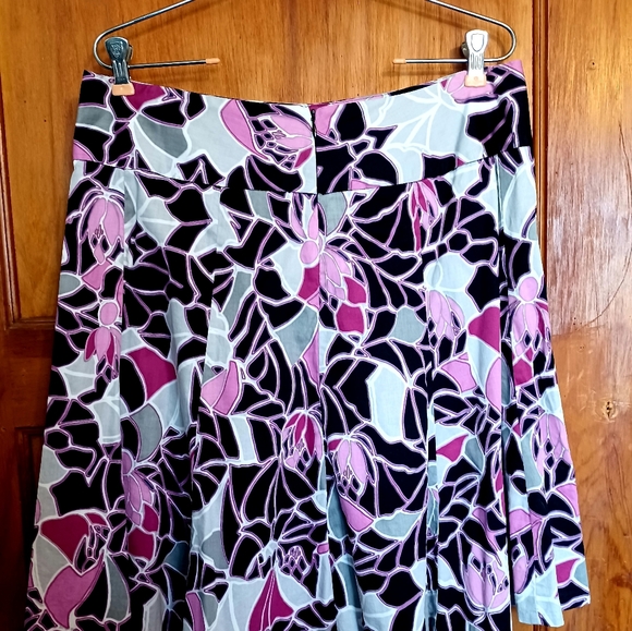 Fashion Bug Floral Skirt - Picture 1 of 5